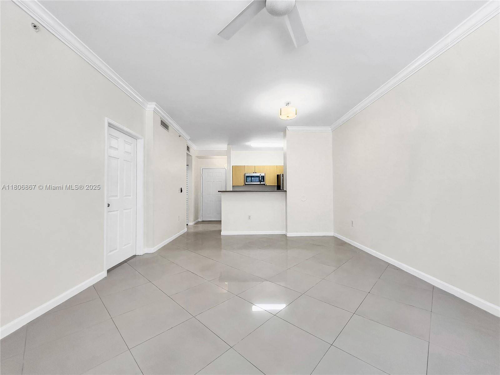 Hollywood, FL 33020,1900 Van Buren St #105B