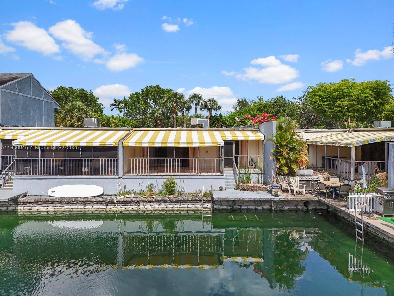 Miami Lakes, FL 33014,16380 Briar Patch Pl