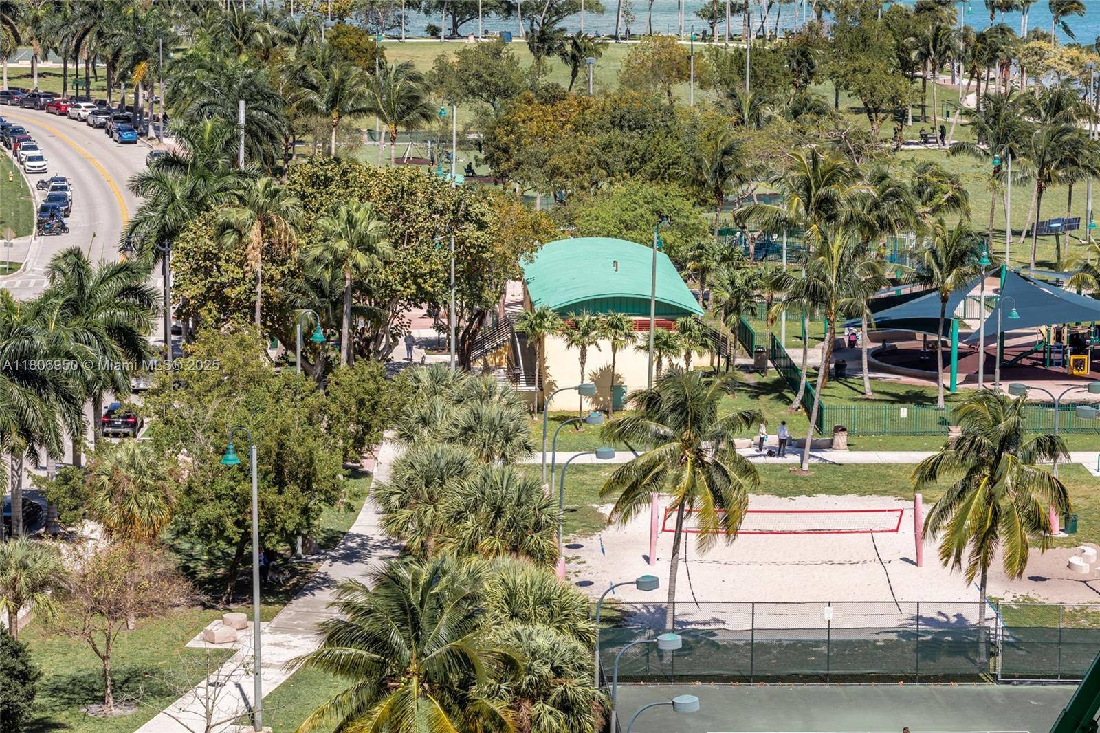 Miami, FL 33132,1900 N Bayshore Dr #3605