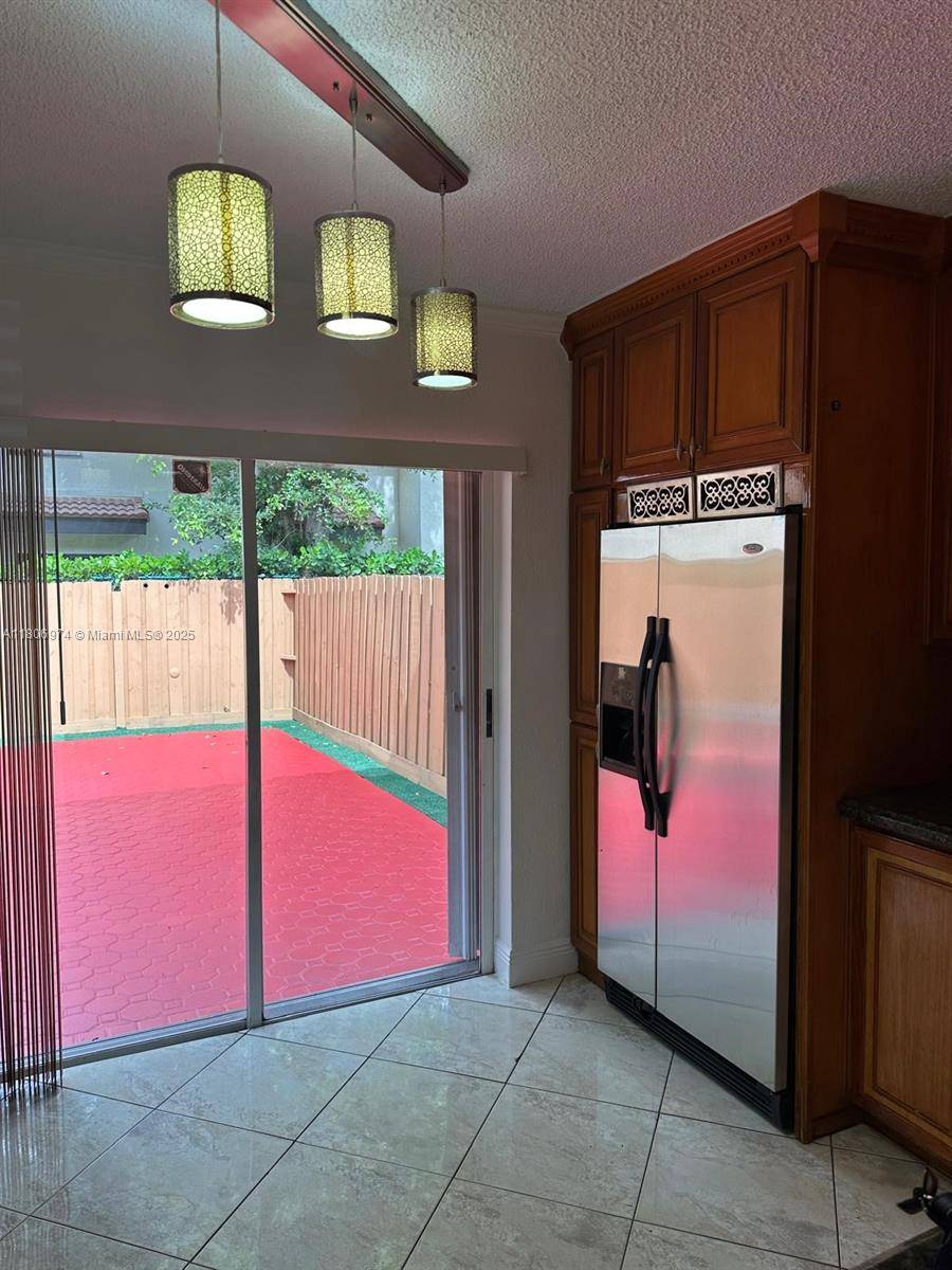 Miami, FL 33126,680 NW 82nd Pl #260