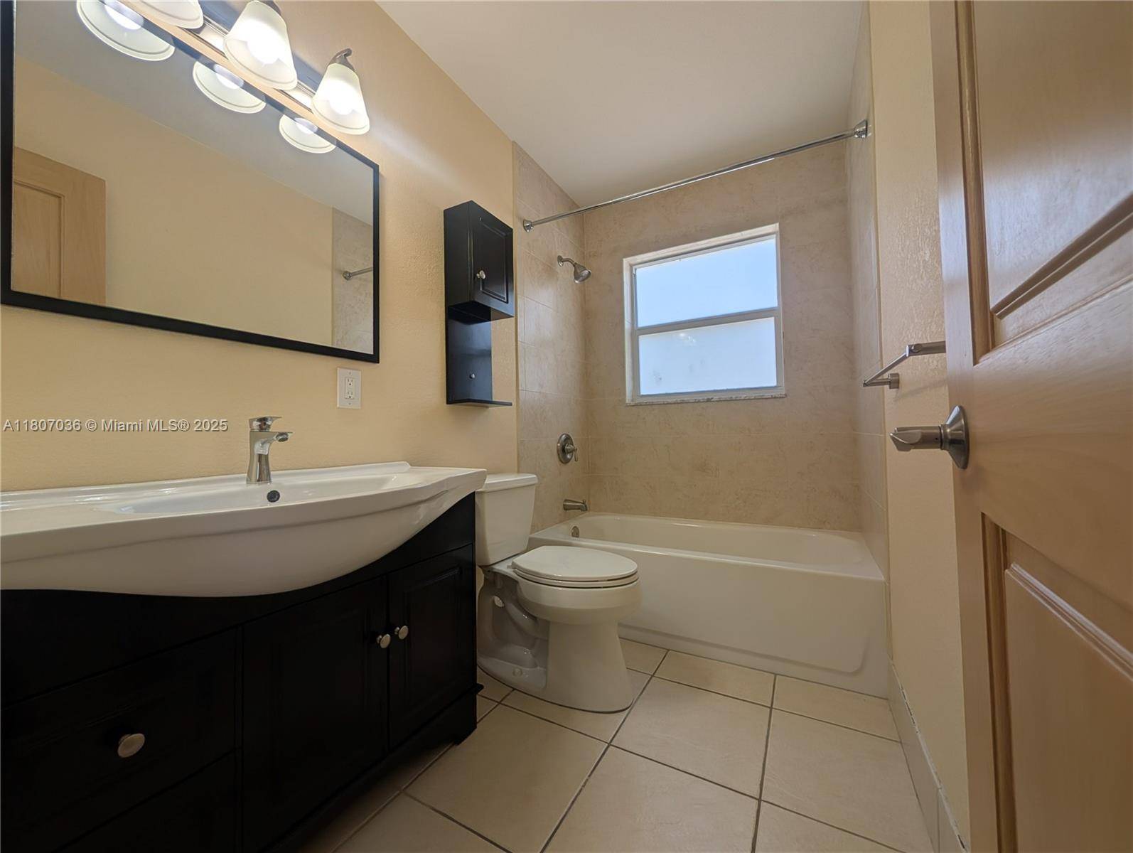 Fort Lauderdale, FL 33315,300 SW 20th St #4