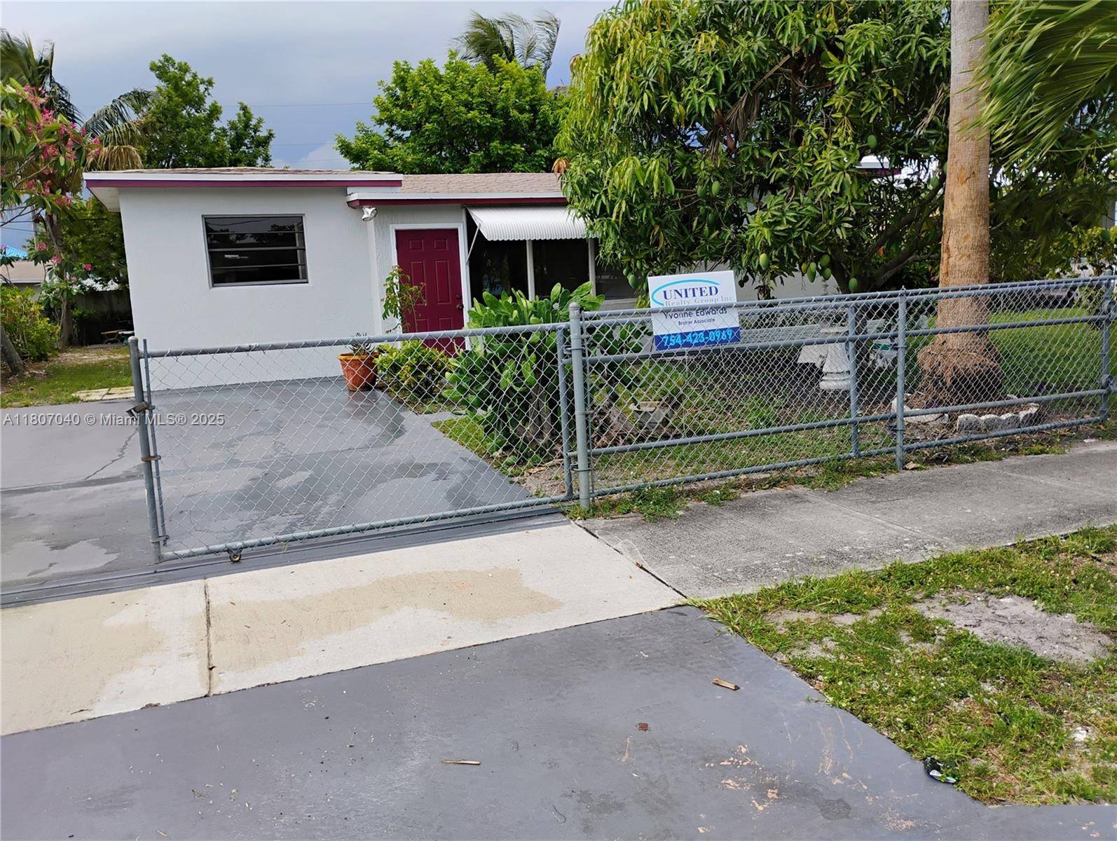 Lauderhill, FL 33311,3161 NW 5th St
