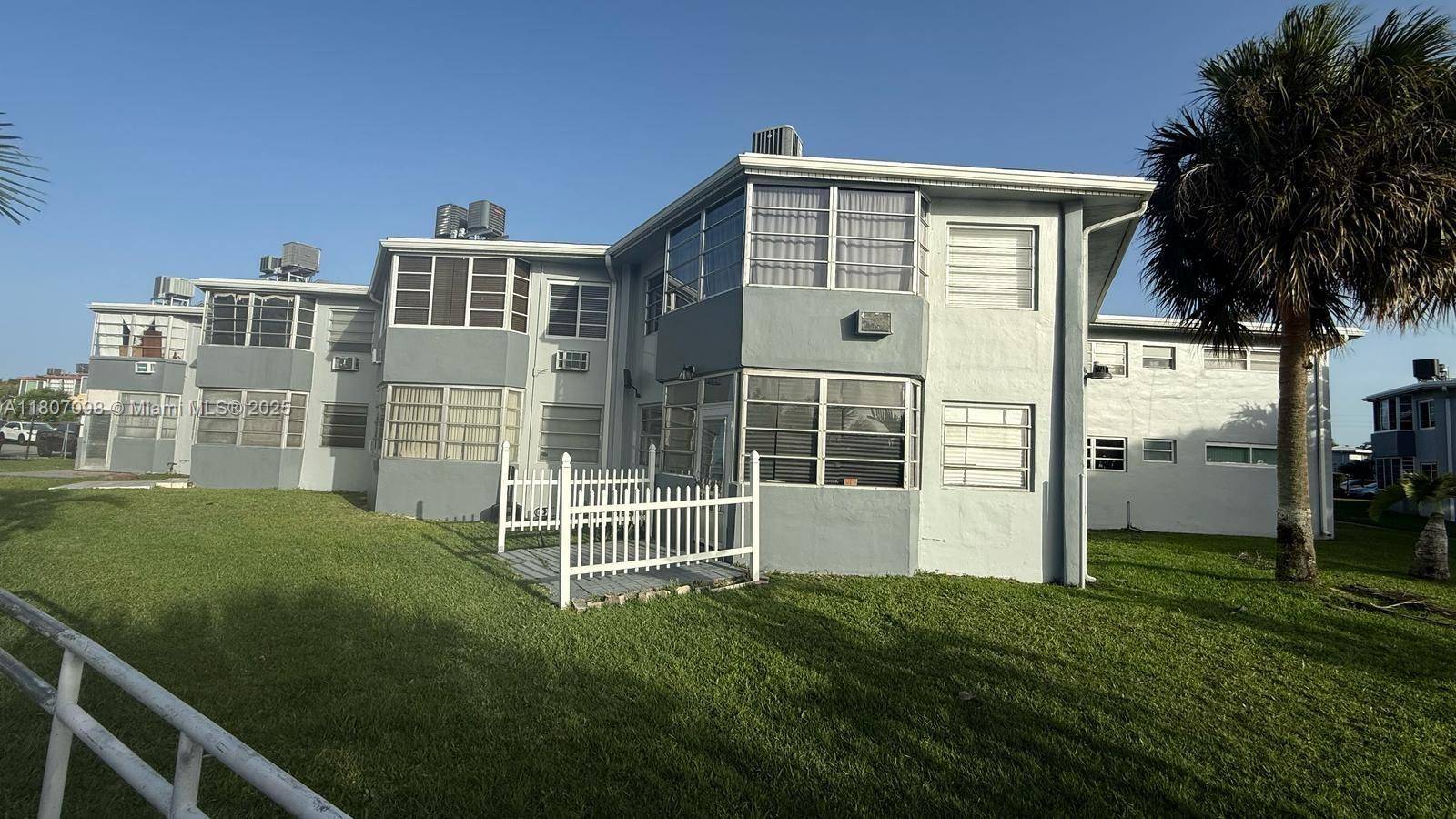 Miami, FL 33179,1719 NE Miami Gardens Dr #230