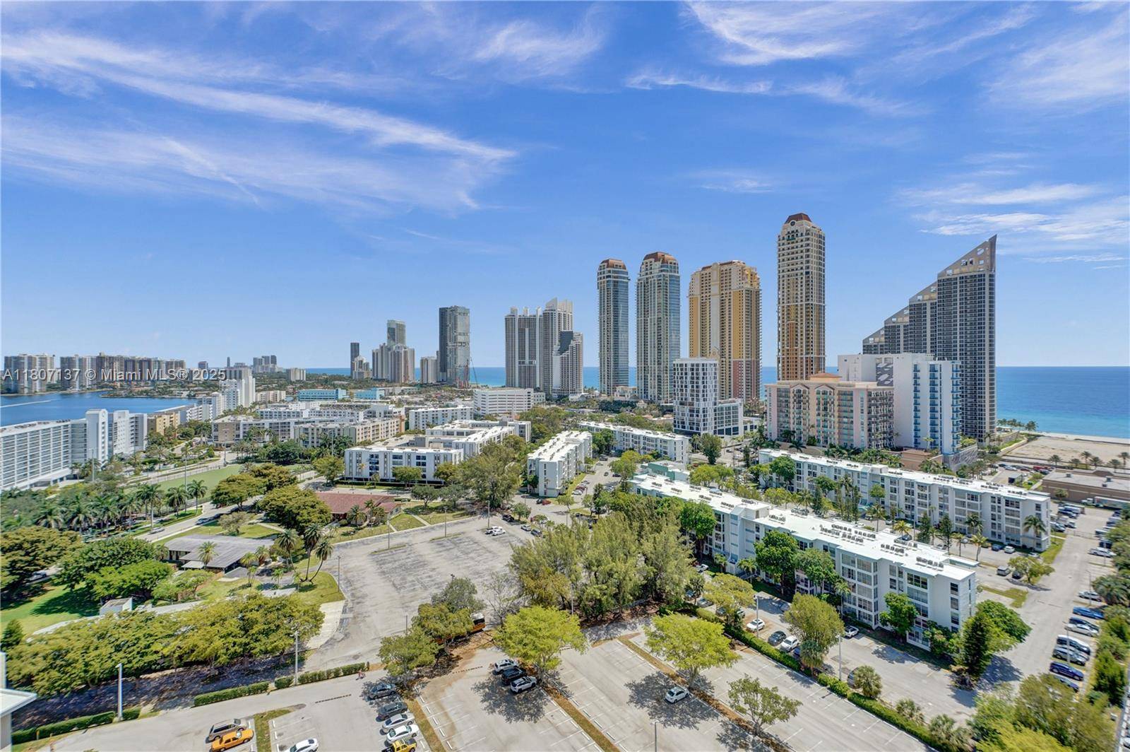 Sunny Isles Beach, FL 33160,231 174th St #2319
