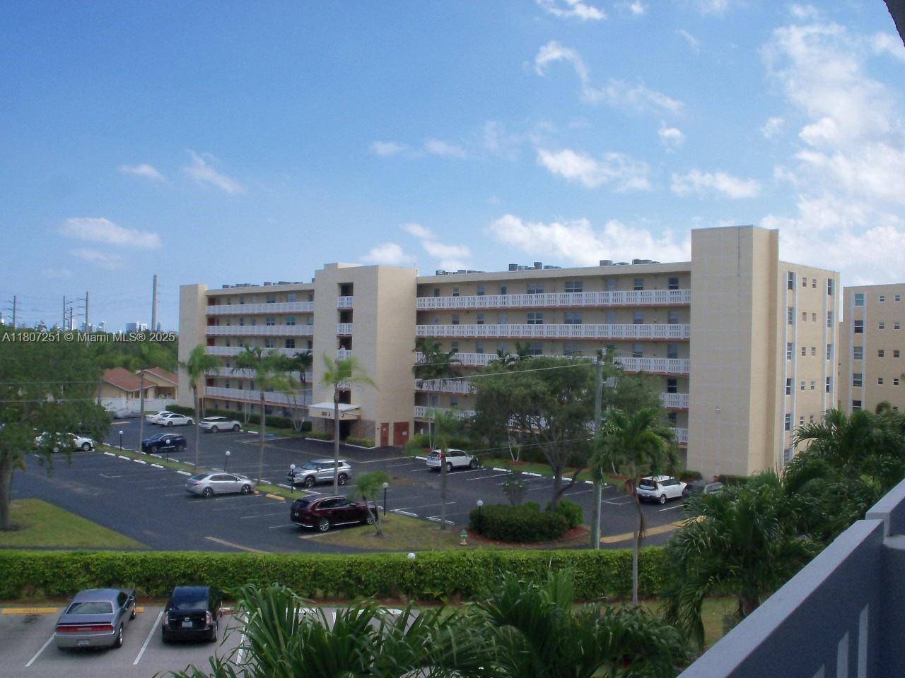 Dania Beach, FL 33004,200 SE 5th Ave #507