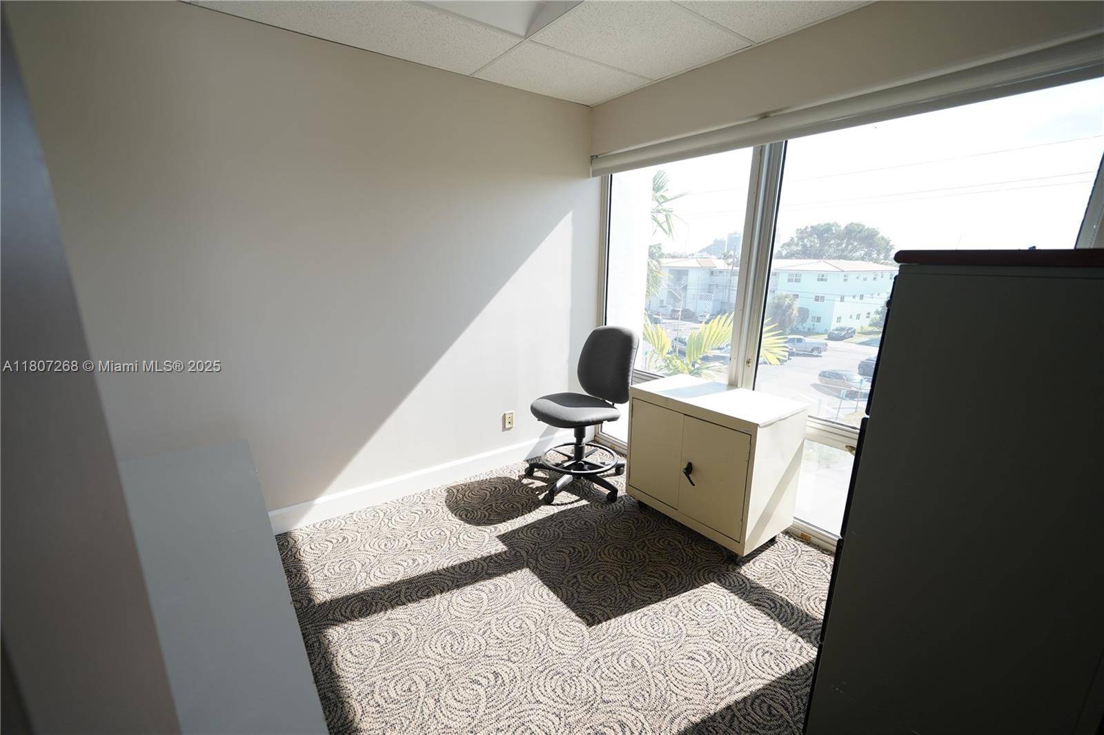 Fort Lauderdale, FL 33306,2810 E Oakland Park Blvd #305