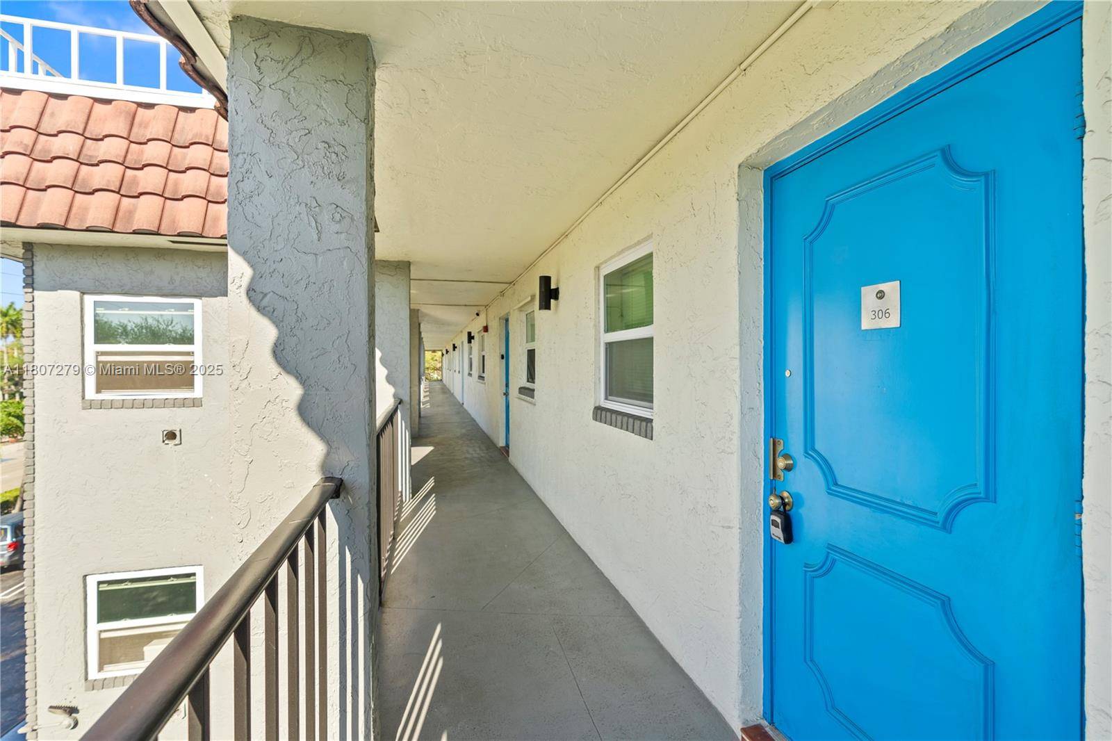 Coral Springs, FL 33065,8605 W Sample Rd #306