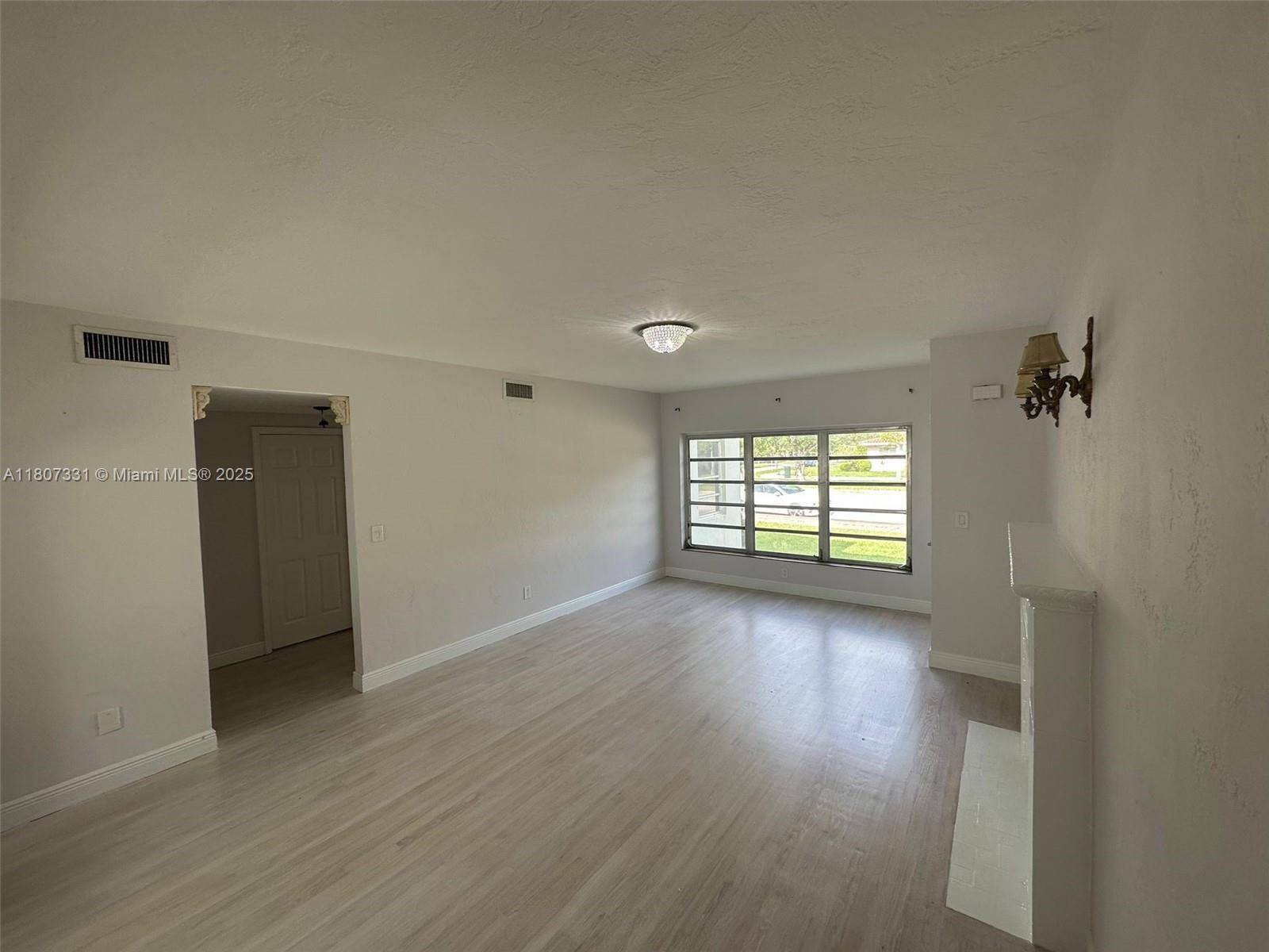Coral Gables, FL 33134,3621 Ponce De Leon Blvd