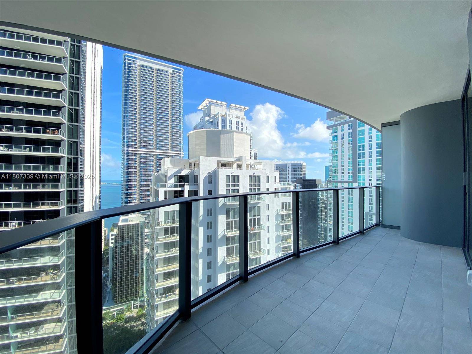 Miami, FL 33131,1000 Brickell Plaza #3703