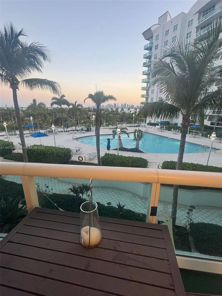 North Bay Village, FL 33141,7900 Harbor Island Dr #706