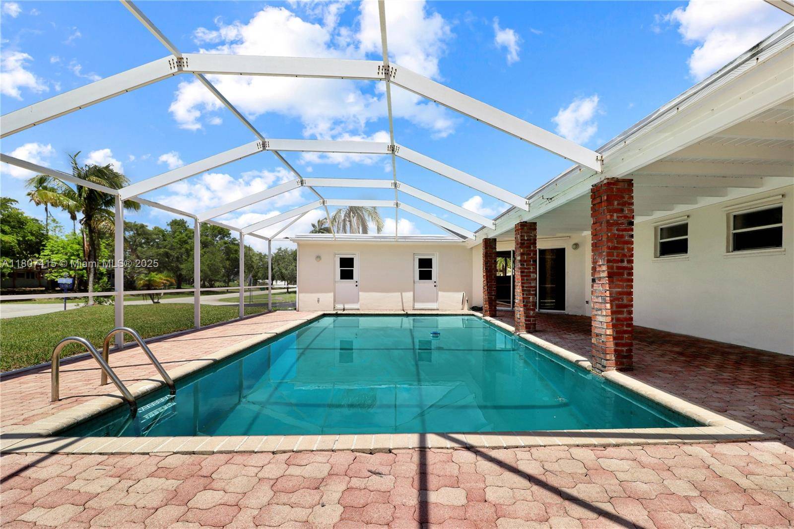 Palmetto Bay, FL 33157,17535 SW 91st Ave