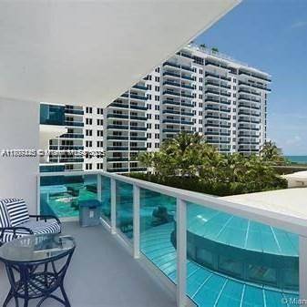 Miami Beach, FL 33139,2301 Collins Ave #525