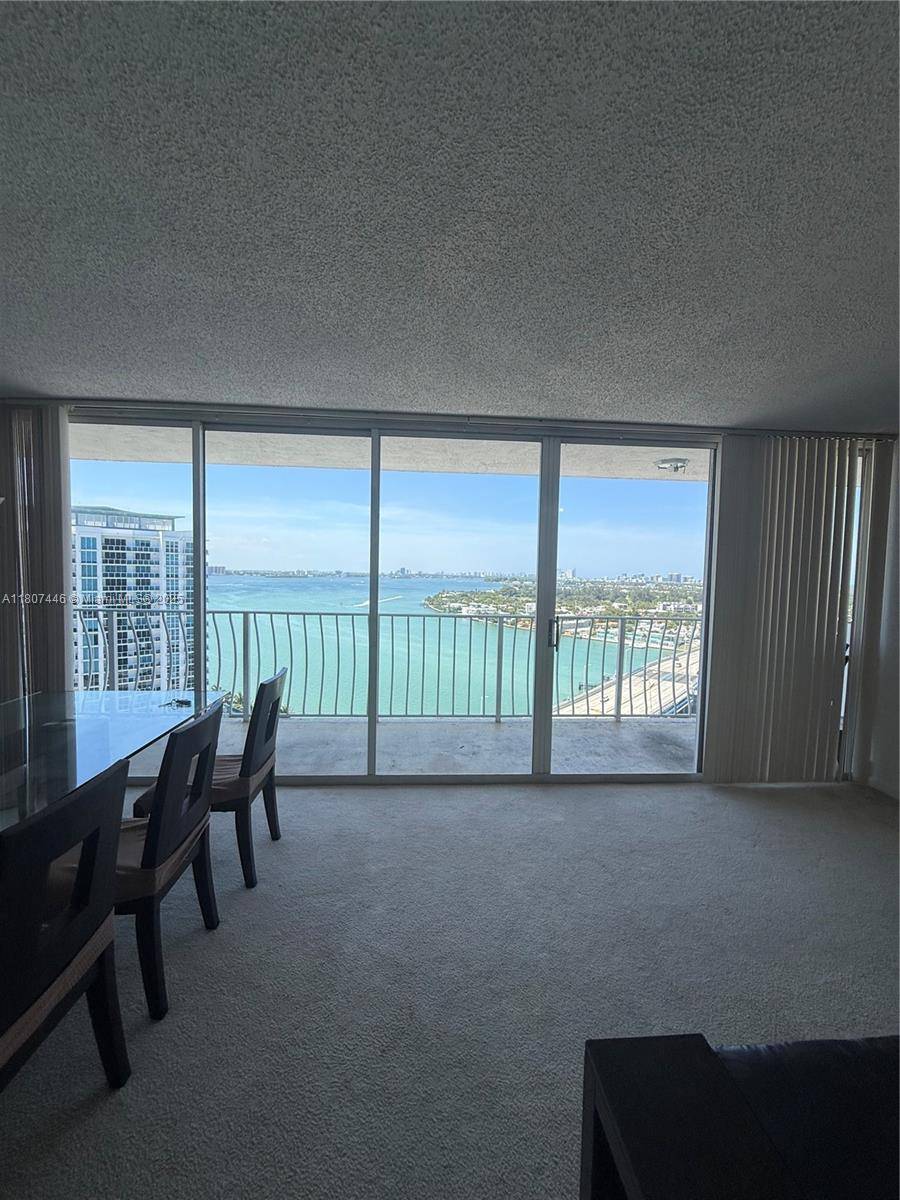North Bay Village, FL 33141,7601 E Treasure Dr #2115