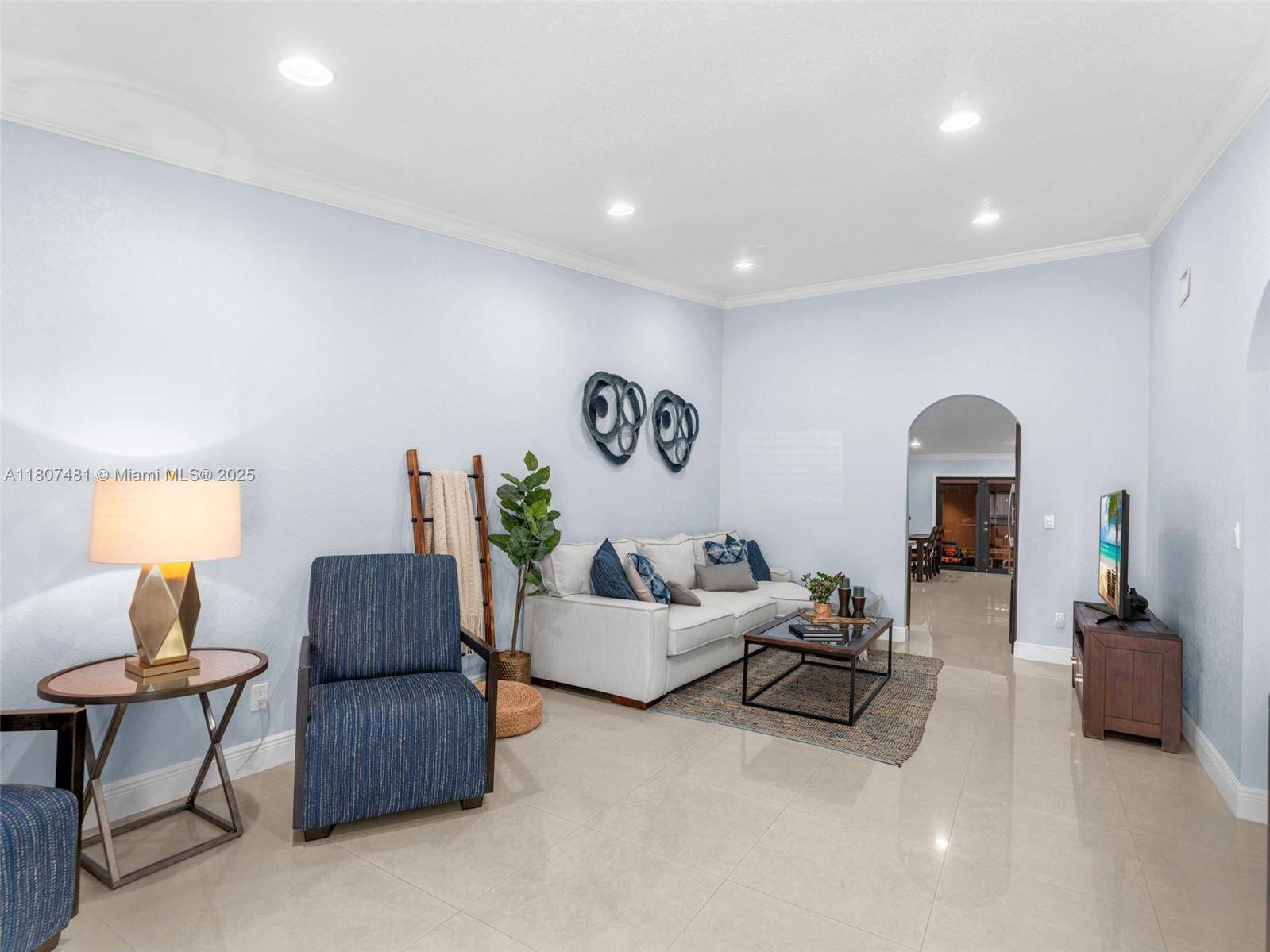 Hialeah, FL 33016,5650 W 21st Ave