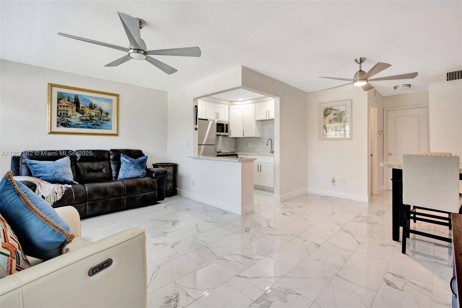 Stuart, FL 34996,2929 SE Ocean Blvd #123-2