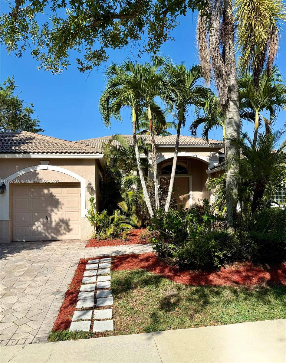 Weston, FL 33331,3700 Oak Ridge Ln