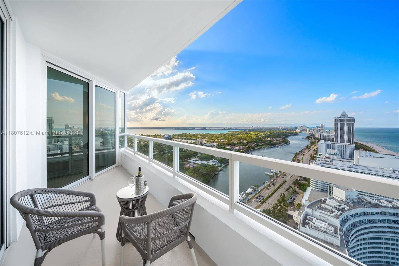 Miami Beach, FL 33140,4401 Collins Ave #3505