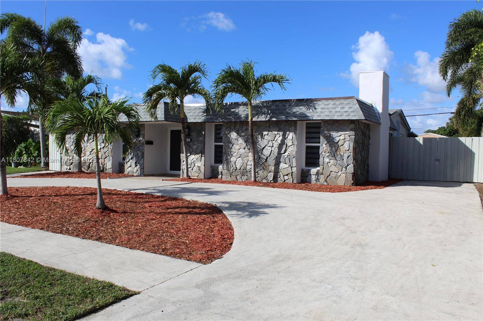 Hollywood, FL 33024,6701 Branch St