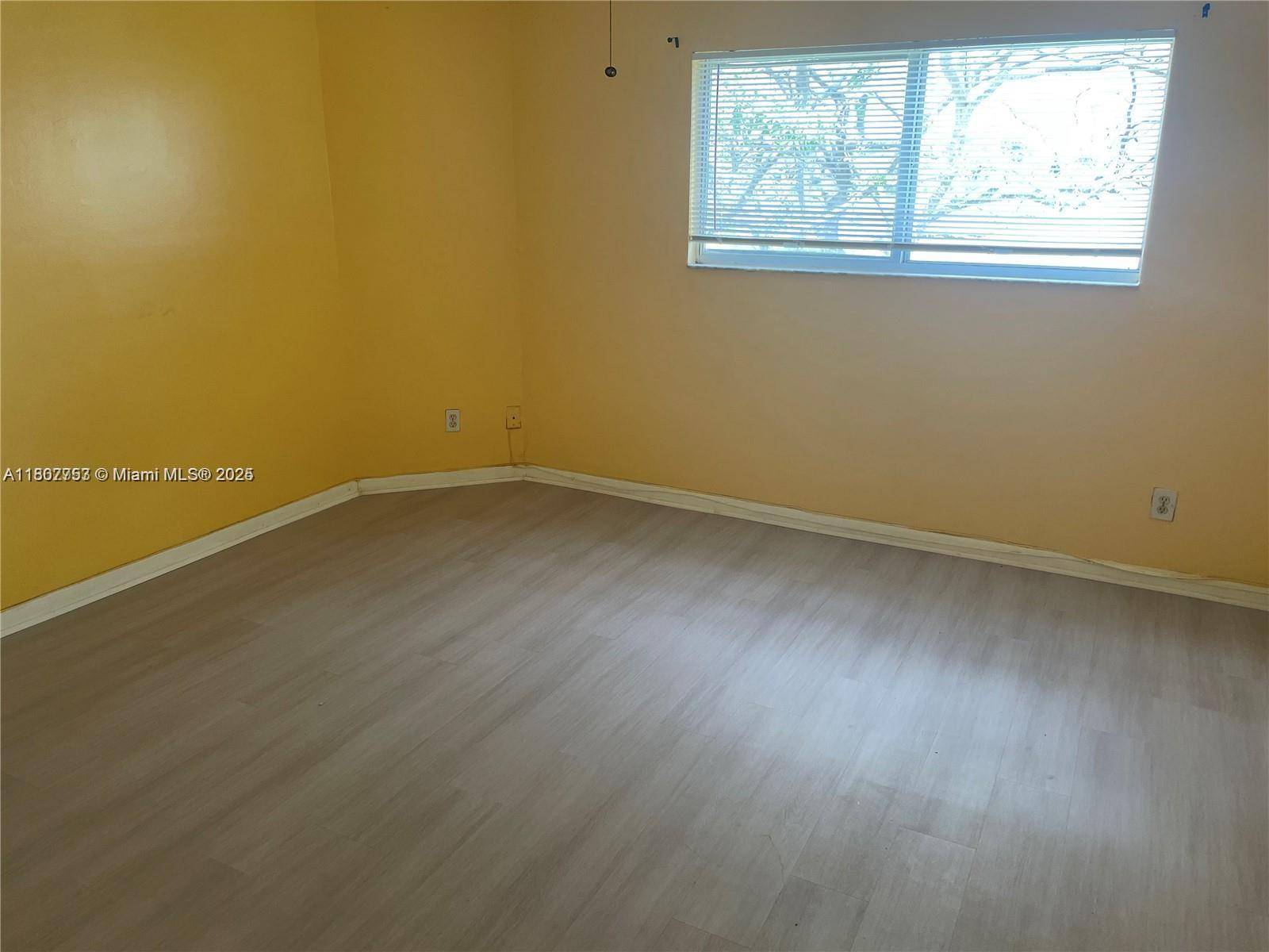 Oakland Park, FL 33309,3401 NW 44th St #201
