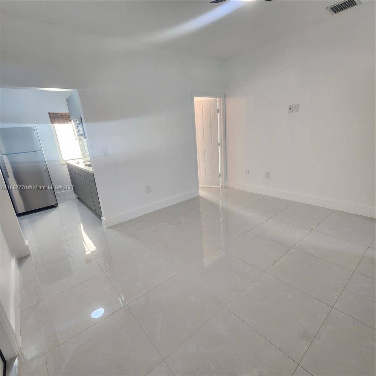 Miami, FL 33196,14639 SW 158th Path #B