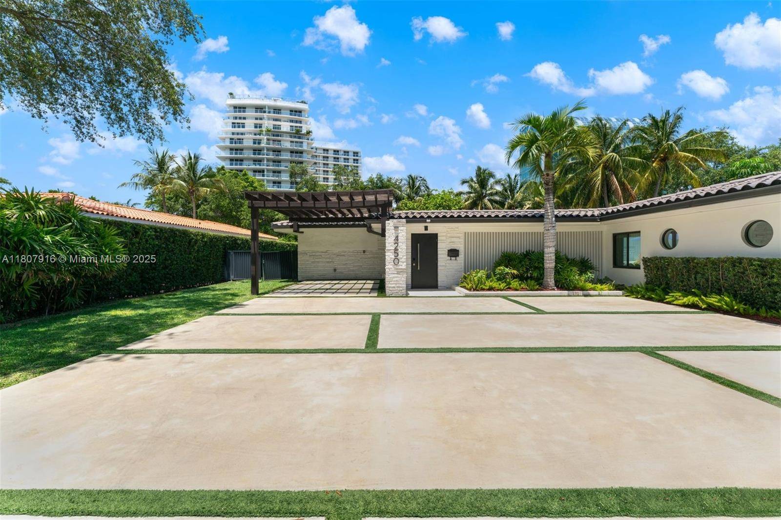 Miami, FL 33137,4250 Bay Point Rd