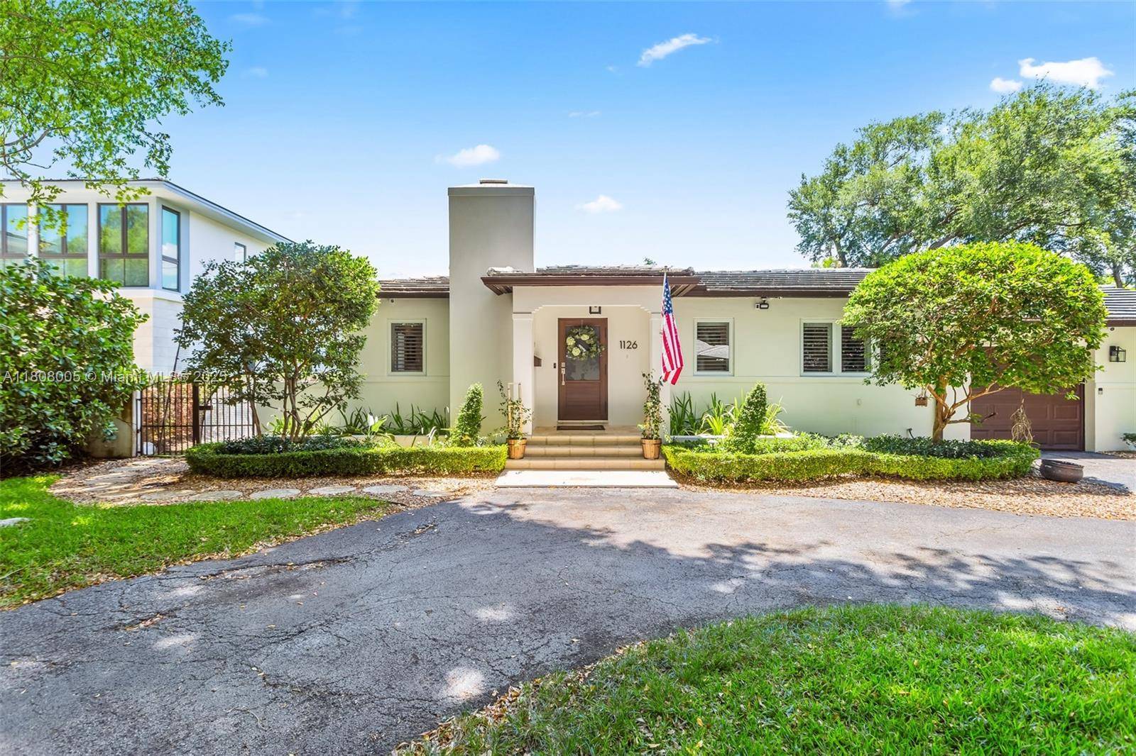 Coral Gables, FL 33146,1126 Manati Ave