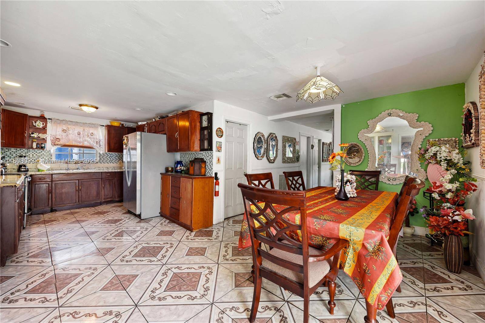Lake Worth, FL 33460,1007 N E St