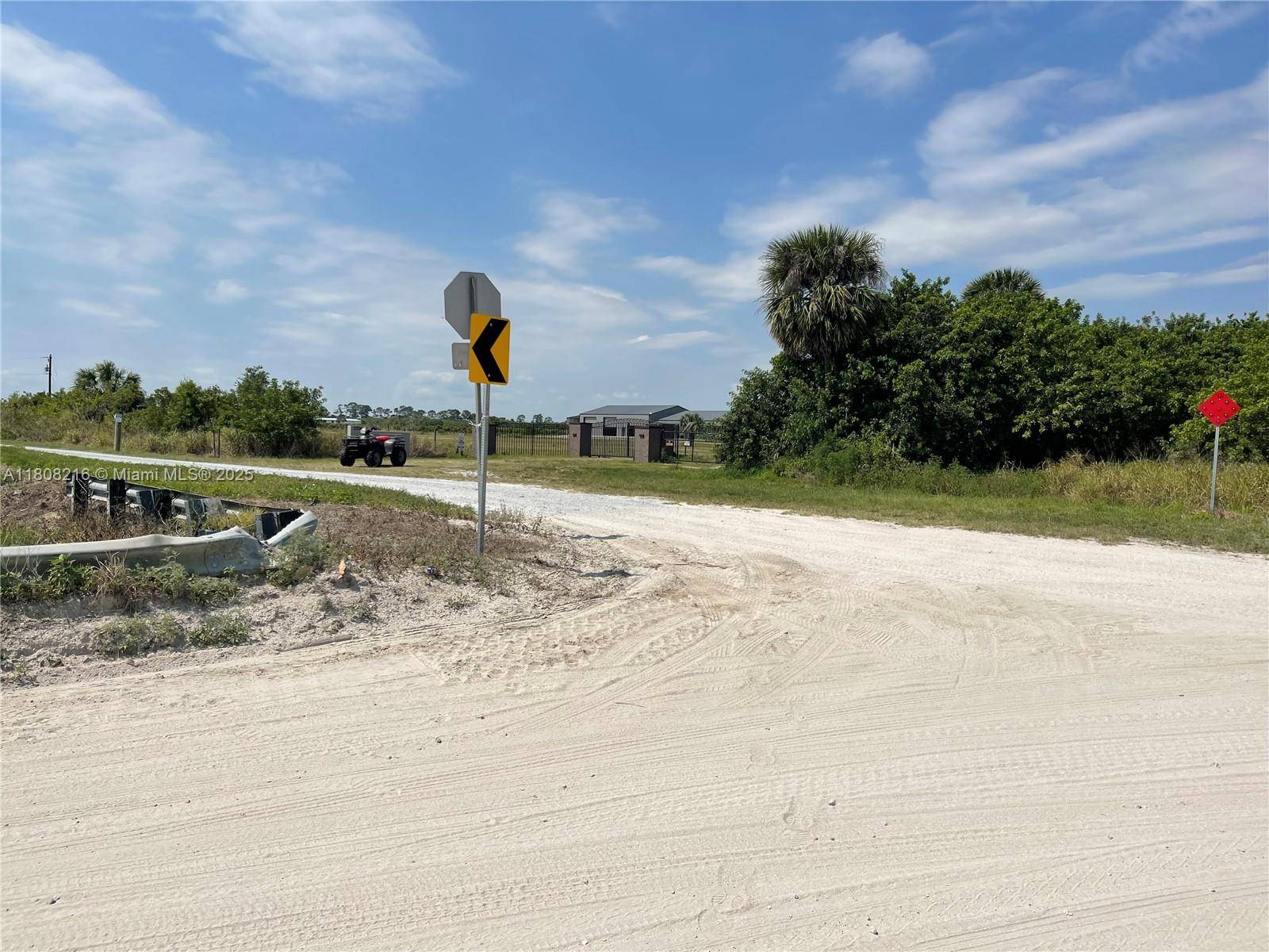 Vero Beach, FL 32968,2105 86th Ave SW