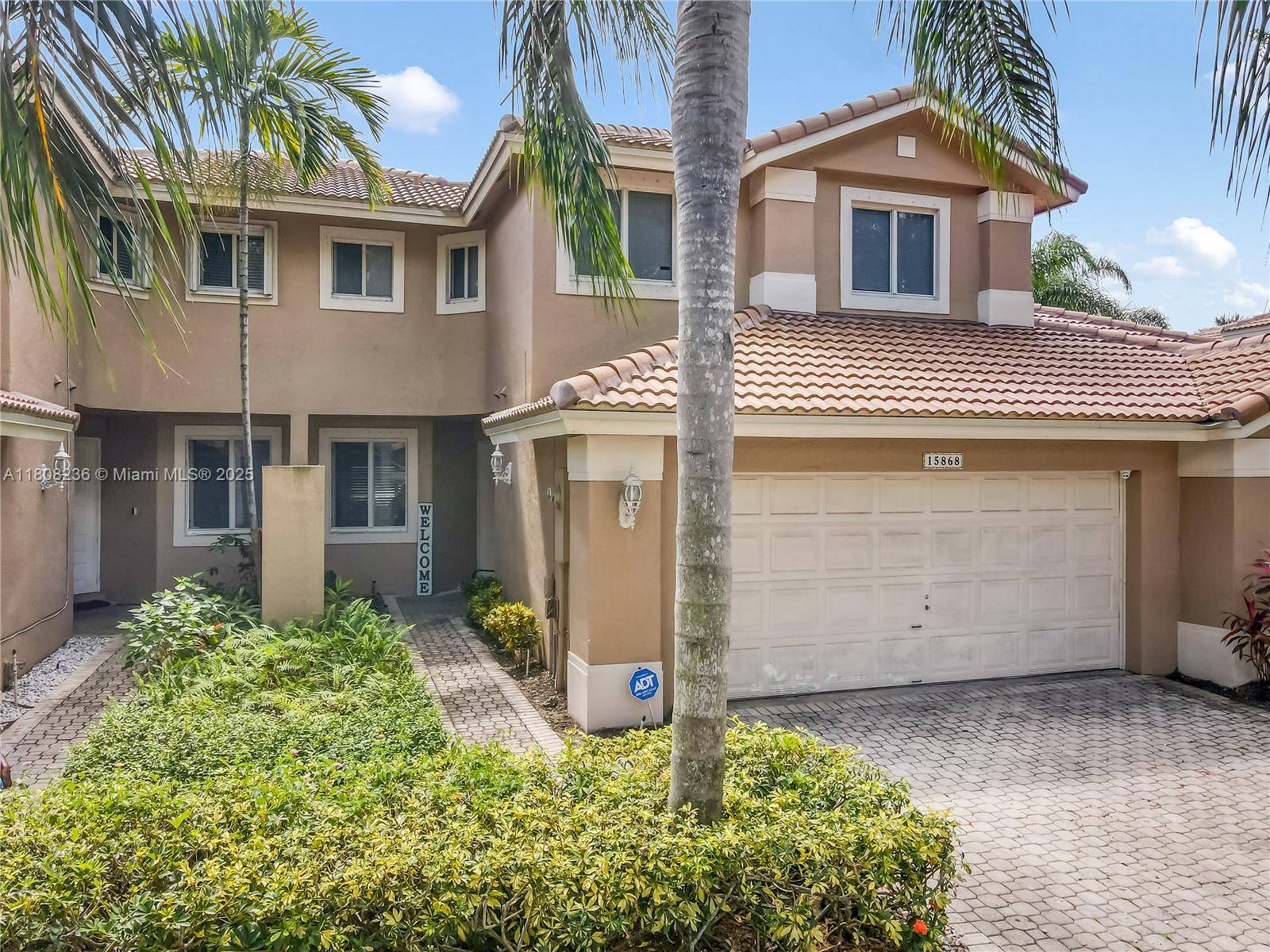 Pembroke Pines, FL 33027,15868 SW 12th St
