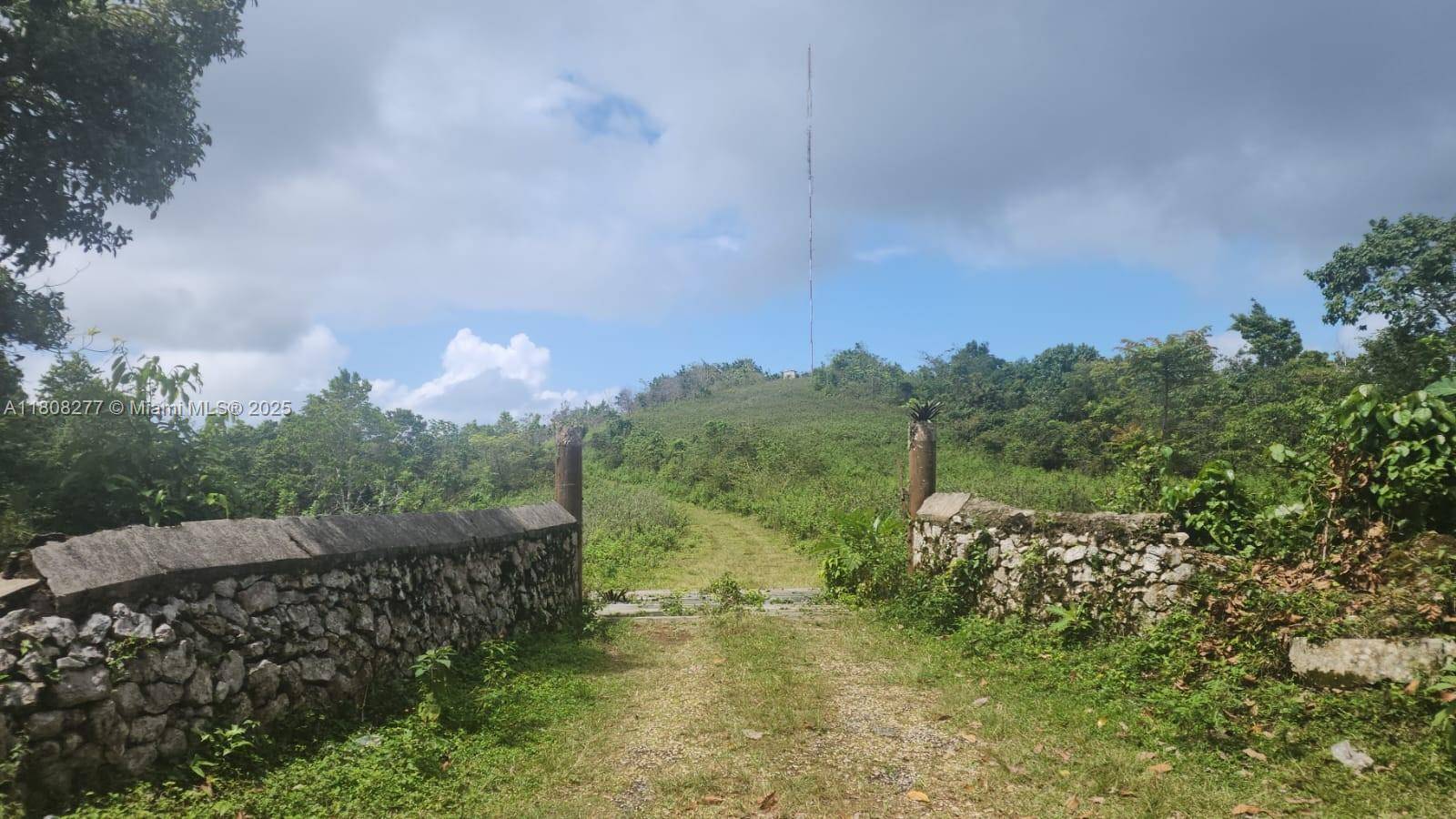 St Ann,,00 OCEAN AND MOUNTAINVIEW Epworth,St Ann,Jamaica