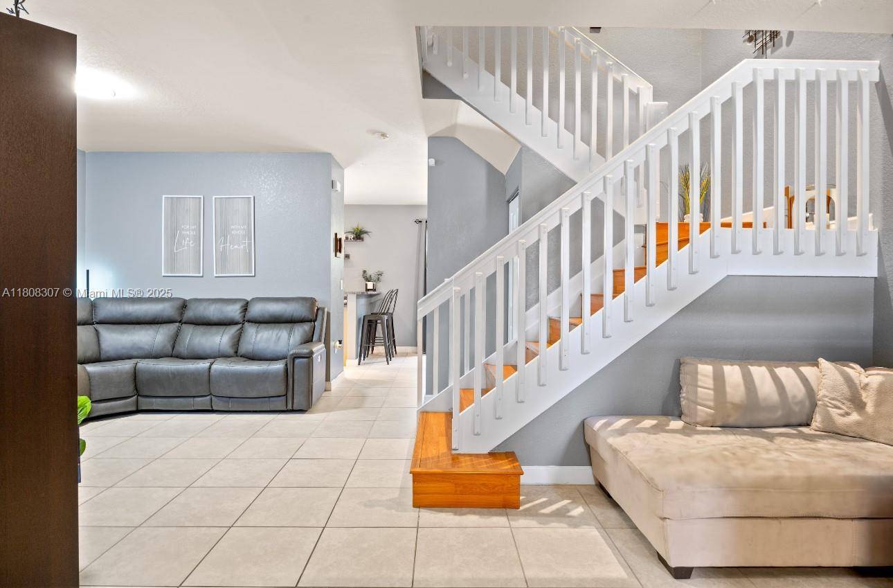 Hialeah, FL 33018,3427 W 89th Ter