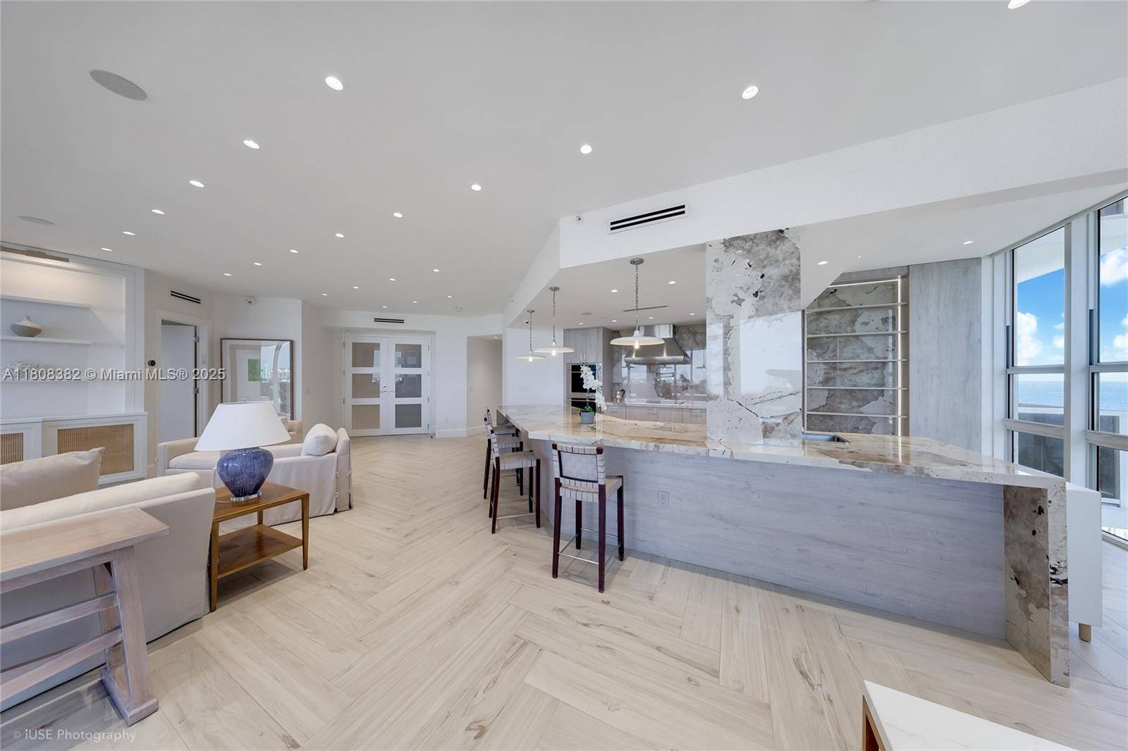 Bal Harbour, FL 33154,10225 Collins Ave #604 Renovated