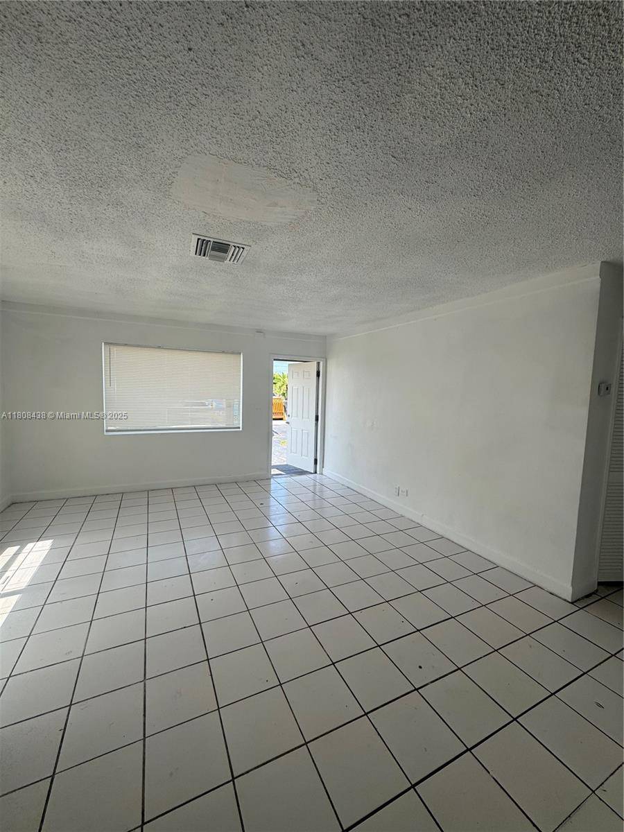 Fort Lauderdale, FL 33311,2706 NW 15th Ct