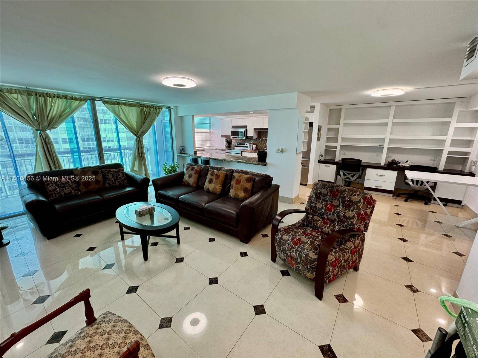 Aventura, FL 33160,18051 Biscayne Blvd #1501