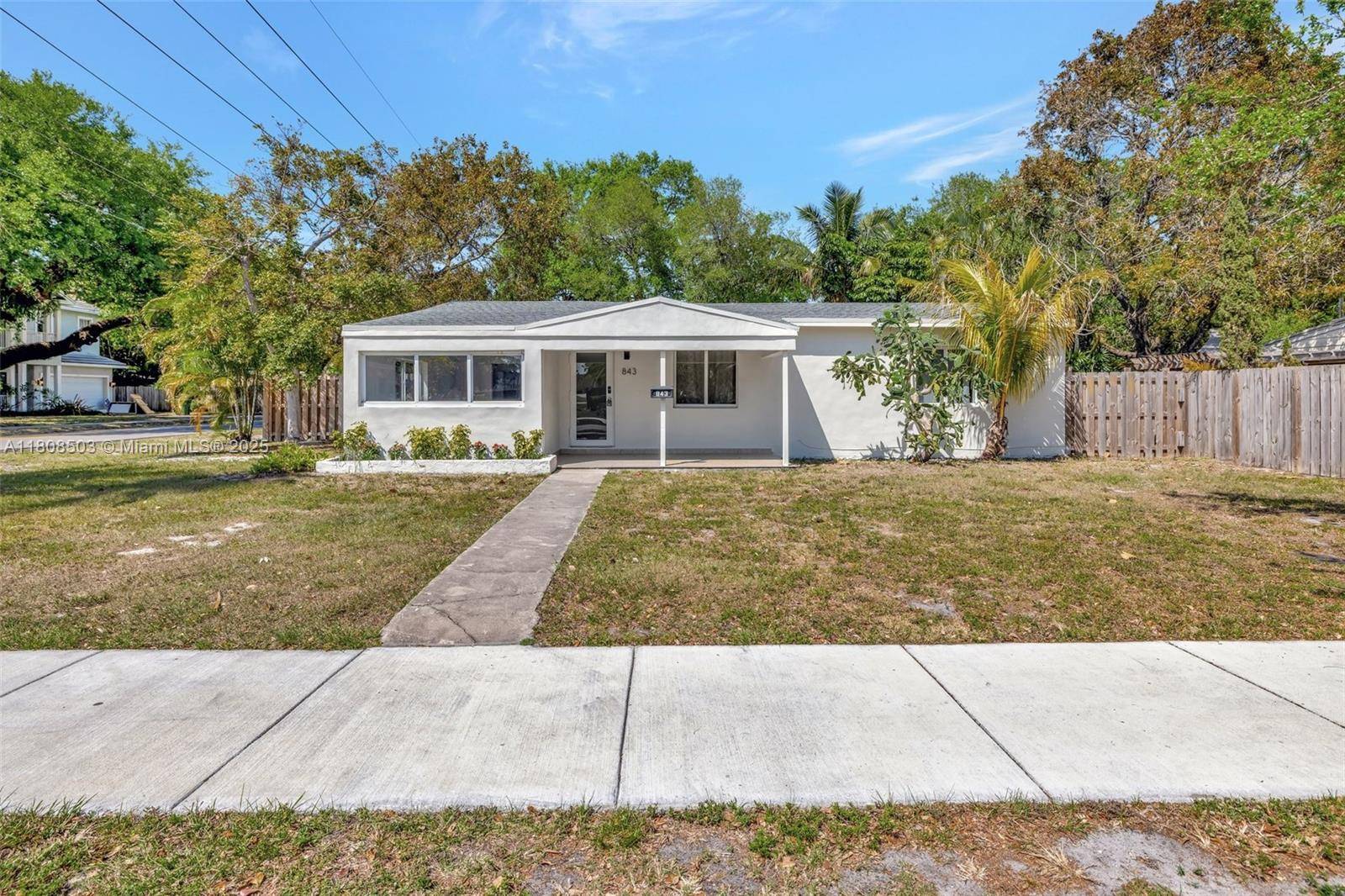 Fort Lauderdale, FL 33315,843 SW 20th St