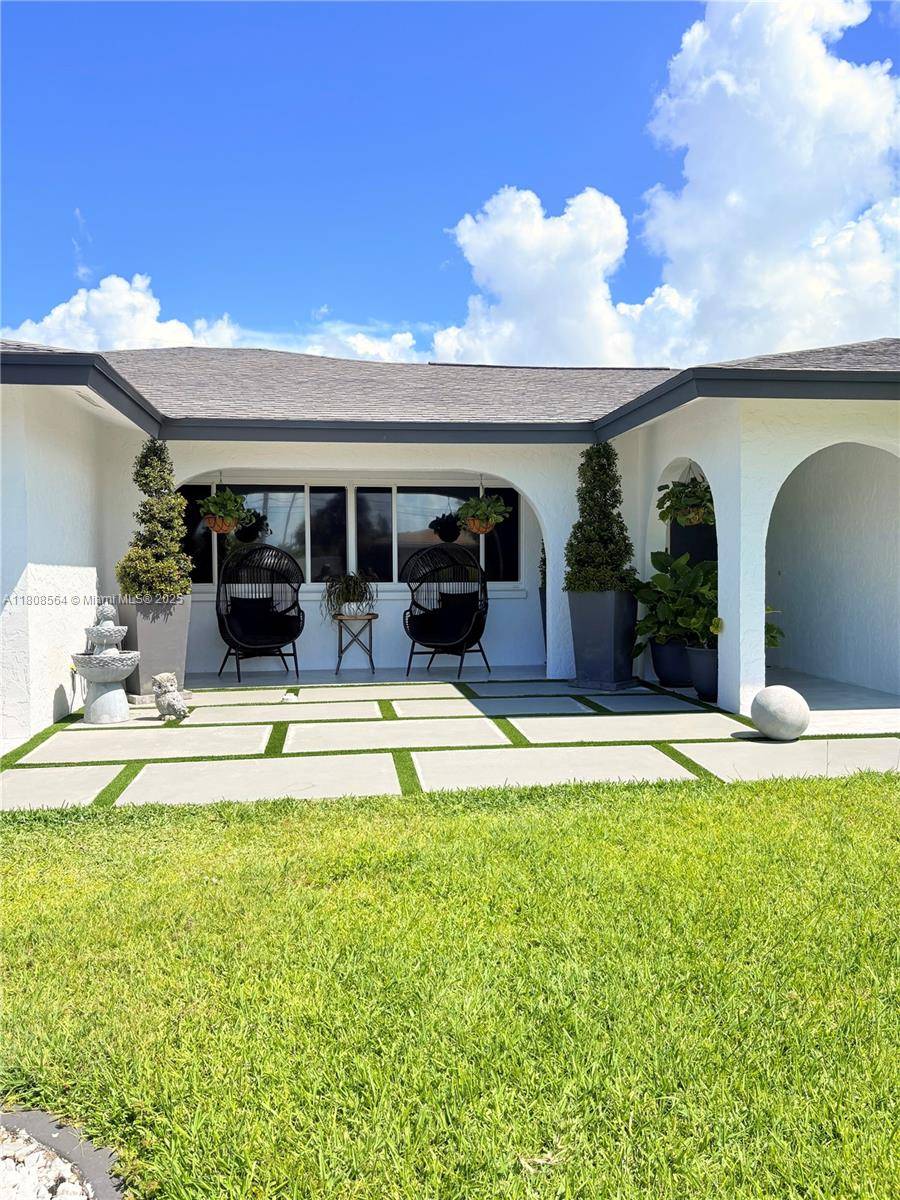 Cape Coral, FL 33904,713 SE 43RD ST