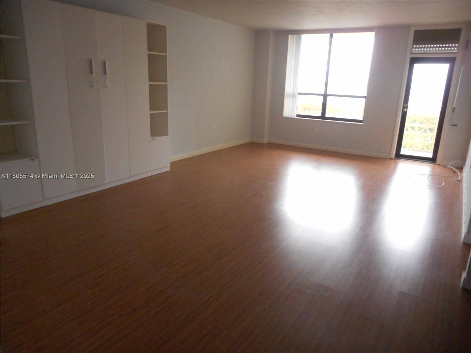 Bal Harbour, FL 33154,10185 Collins Ave #1204