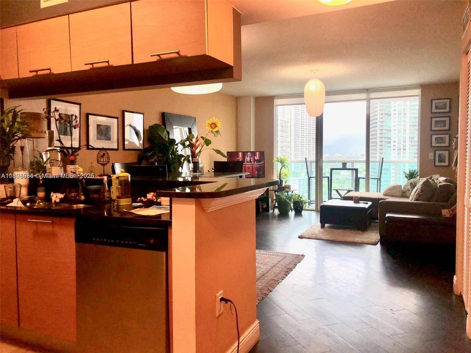 Miami, FL 33131,31 SE 5th St #2407