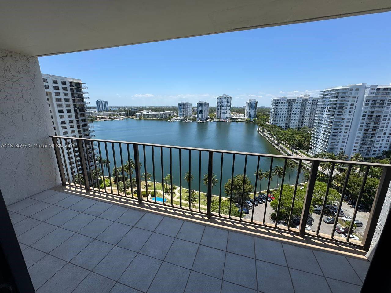 Aventura, FL 33160,18181 NE 31st Ct #1801