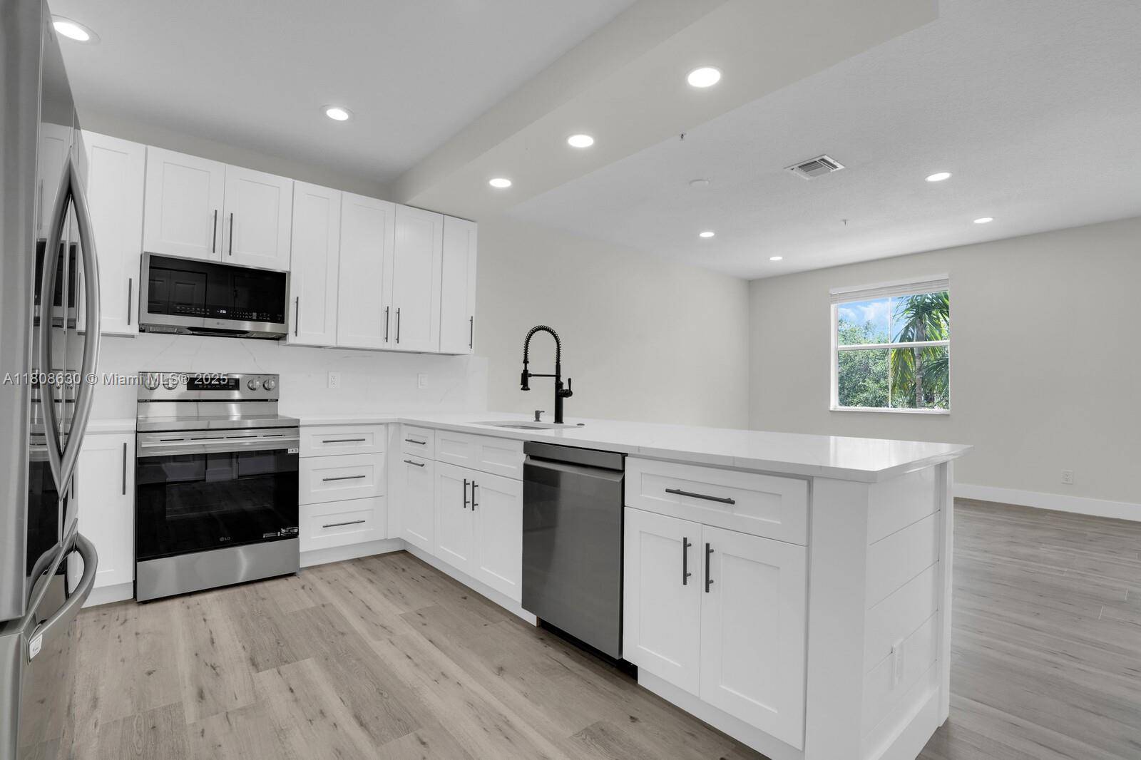 Jupiter, FL 33458,4123 Parkside Dr