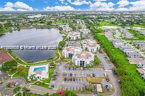 Oakland Park, FL 33309,210 SW Lake Pointe Dr #109