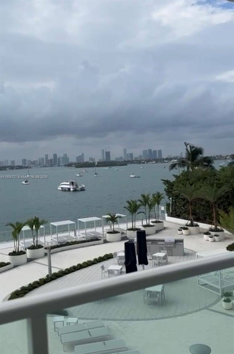 Miami Beach, FL 33139,1000 West Ave #314