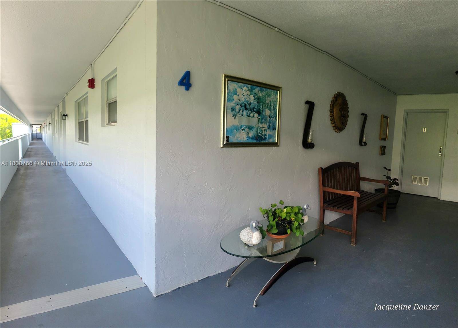 North Miami Beach, FL 33160,3600 NE 170th St #404