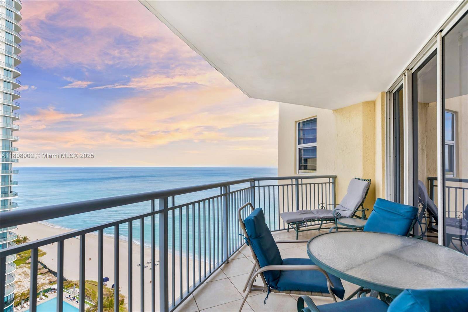 Sunny Isles Beach, FL 33160,17375 Collins Ave #2207