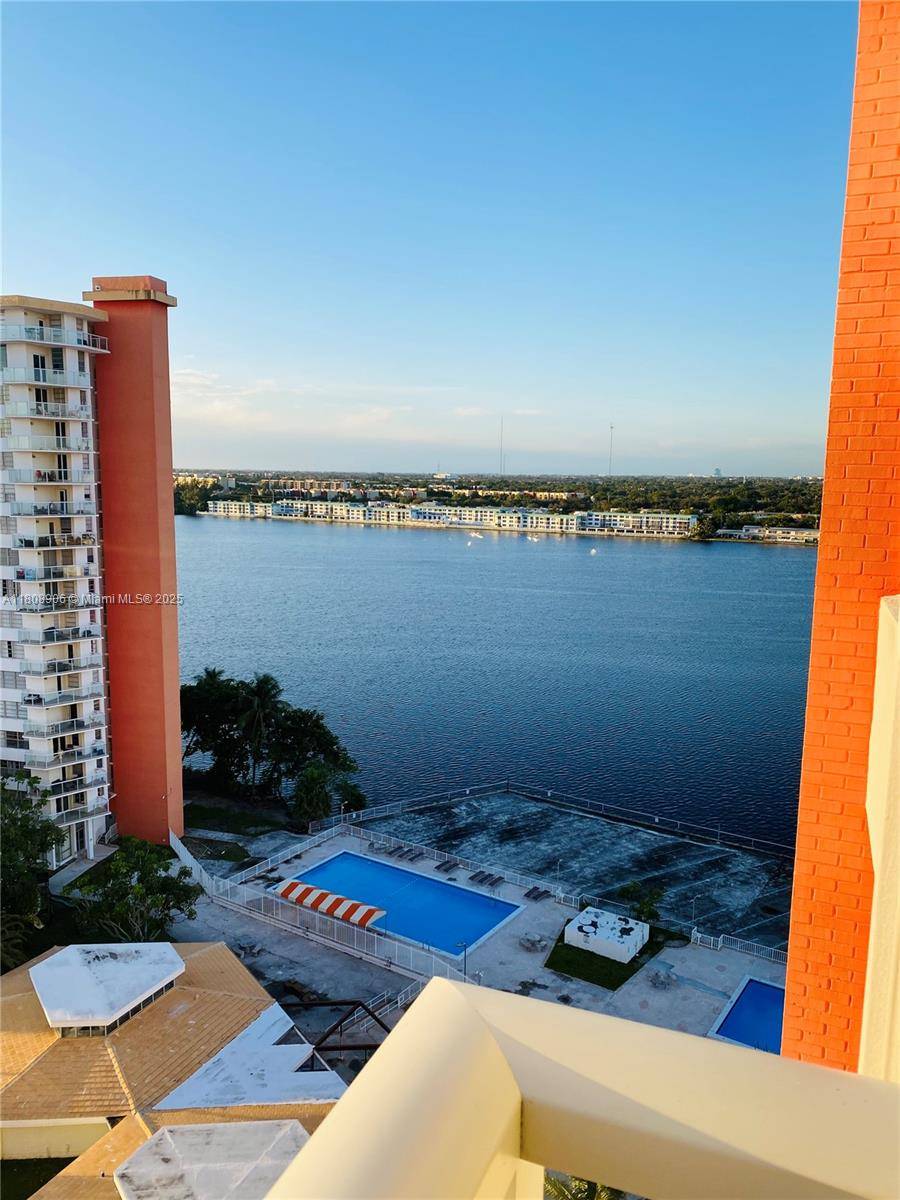 Miami, FL 33179,1351 NE Miami Gardens Dr #1403E