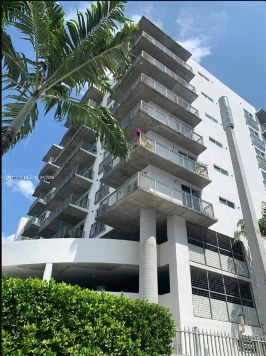 Miami, FL 33137,455 NE 25th St #901