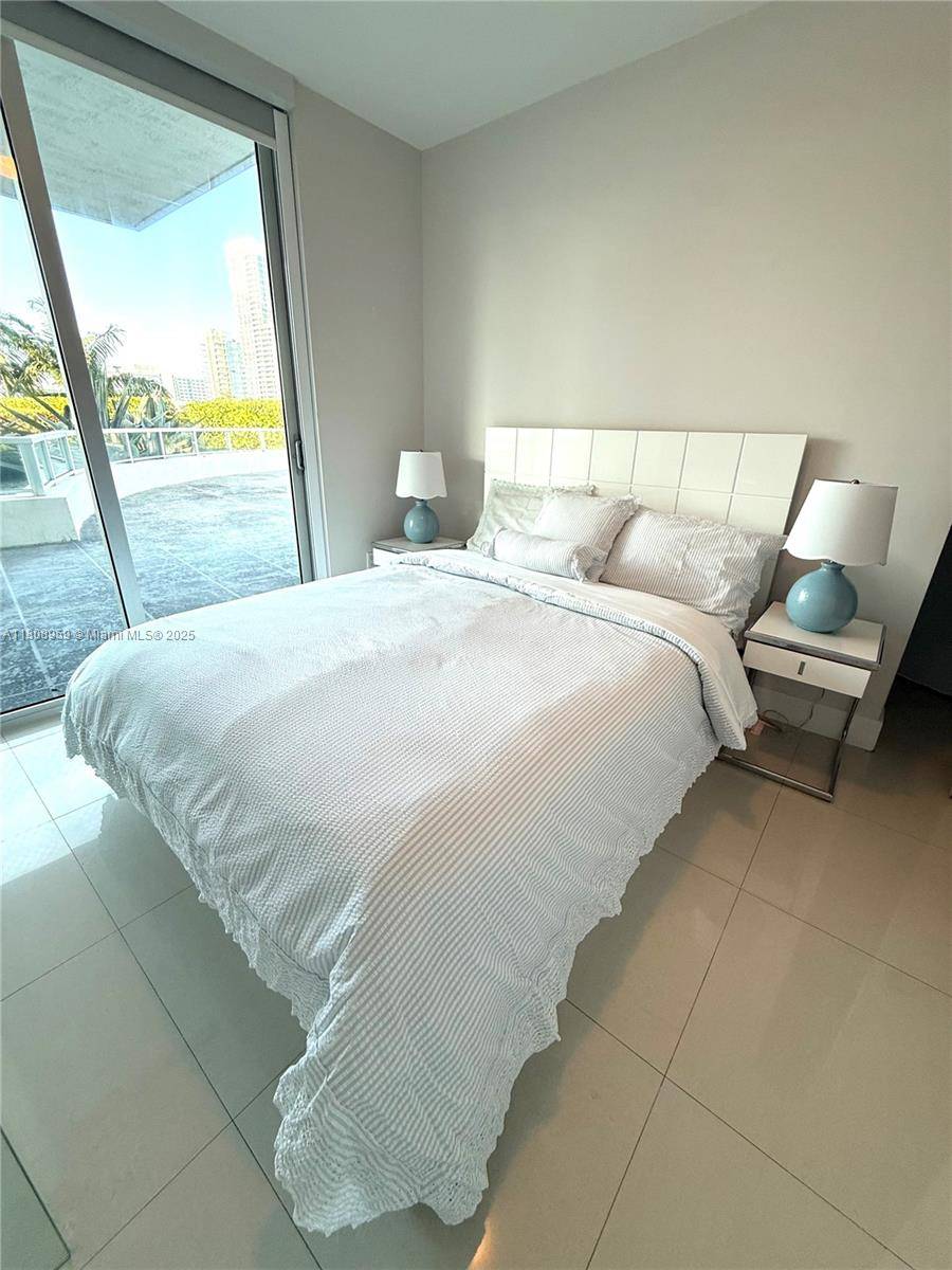 Miami Beach, FL 33141,6700 Indian Creek Dr #401