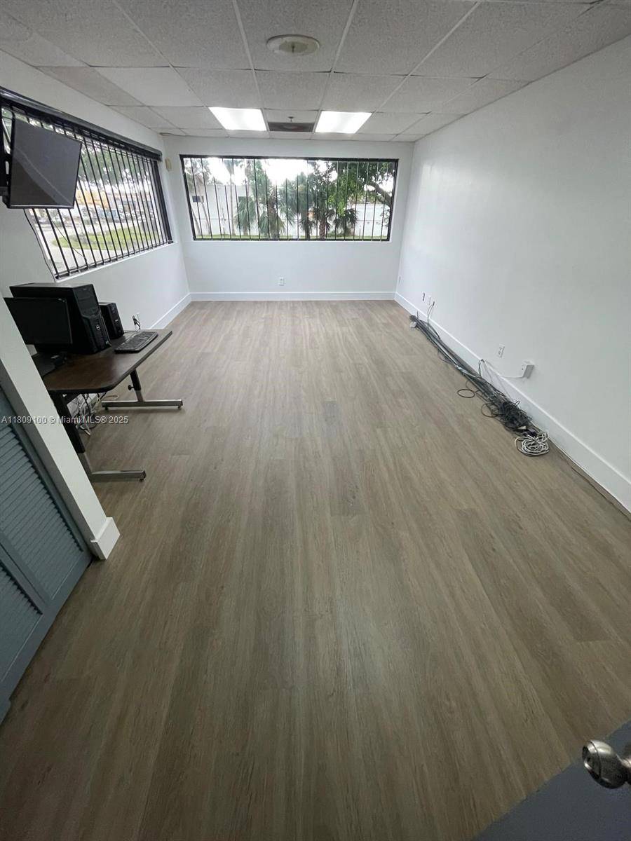 Doral, FL 33172,9387 NW 13th St #7