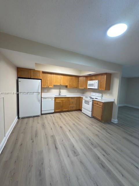 Coral Springs, FL 33065,8303 W Sample Rd #04