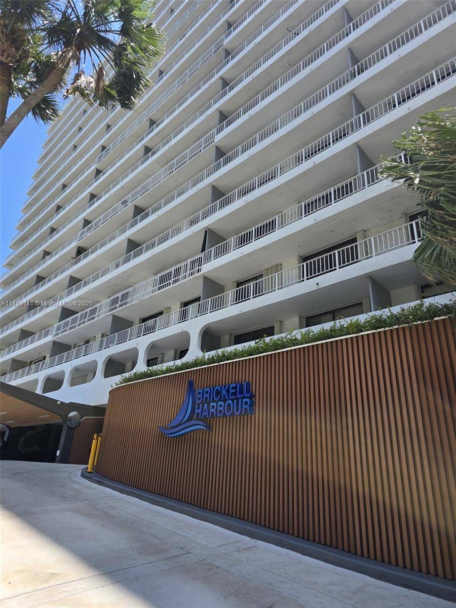 Miami, FL 33129,200 SE 15th Rd #6B